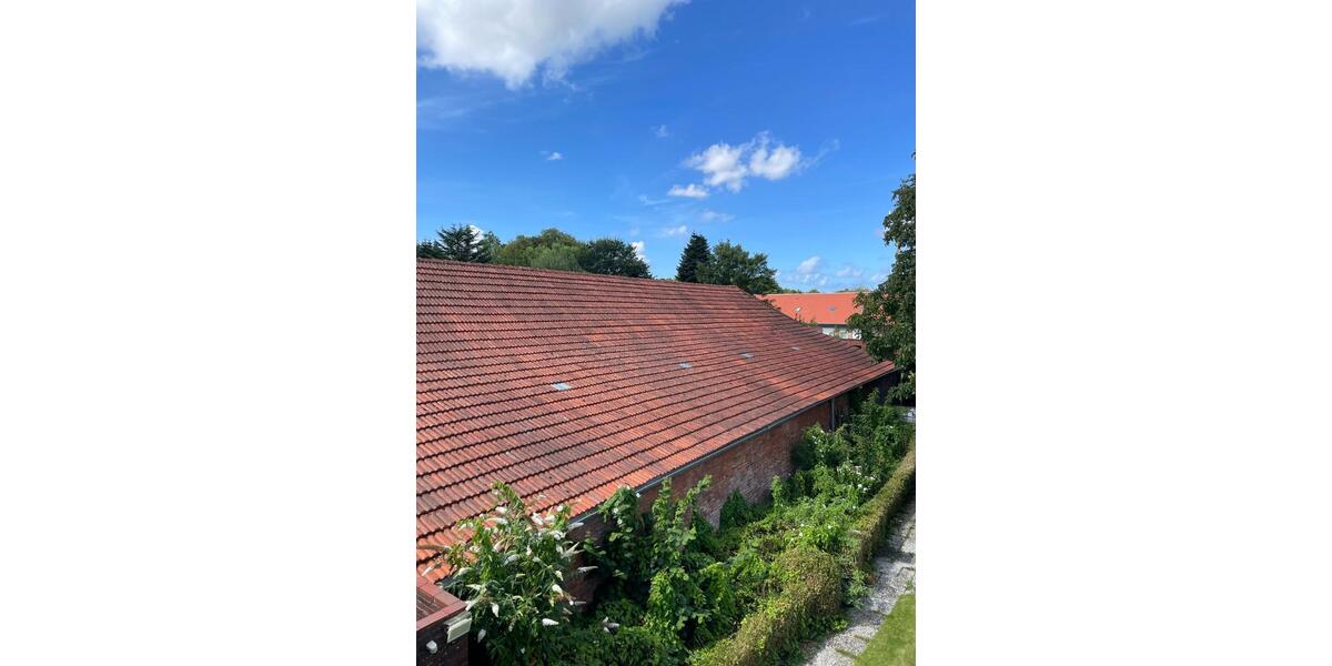 Mehrfamilienhaus, Wohnhaus Hage - 10 Zimmer, 250 m&sup2;, 600&euro; | Angebot:26072903