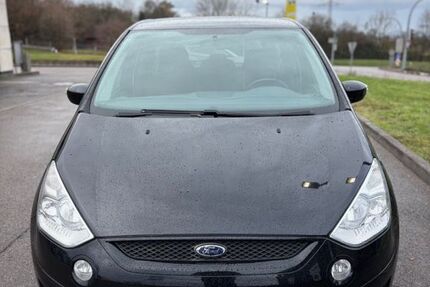 Ford S-Max 143.000 km 4.750 € Weissach im Tal 71554