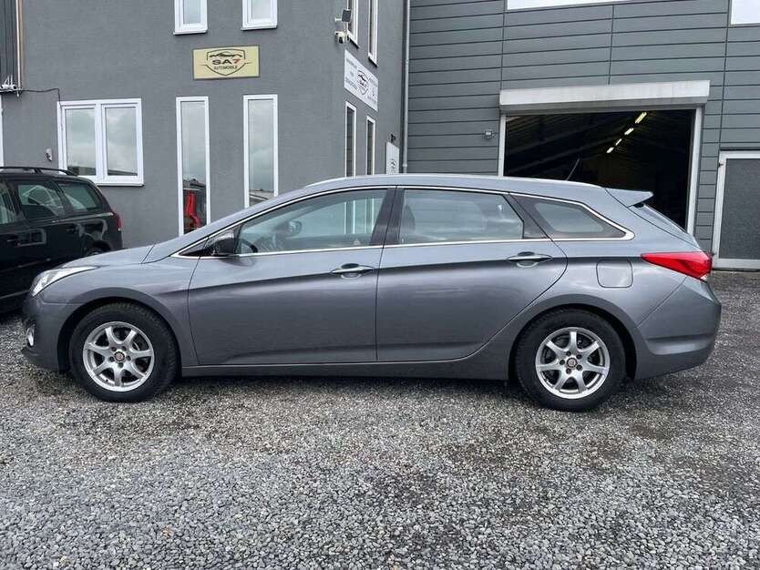 Hyundai i40 295.000 km 4.490 € Euskirchen 53881