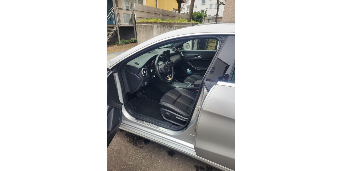 Mercedes-Benz CLA 200 80.000 km 17.000 &euro; Schifferstadt 67105