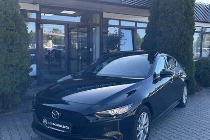 Mazda 3 7.115 km 32.490 &euro; Regensburg 93055