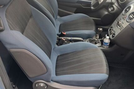Opel Corsa 179.000 km 1.900 &euro; Offenbach am Main 63065