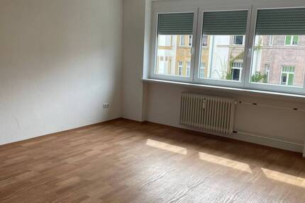 Gepflegte 1-Zimmer-Wohnung mit Küchenzeile in Gärten h.d. Veste