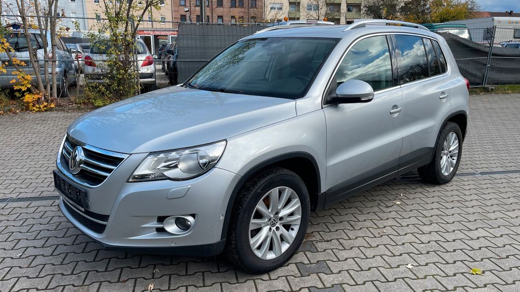 VW Tiguan 80.000 km 4.490 € Fürth 90763