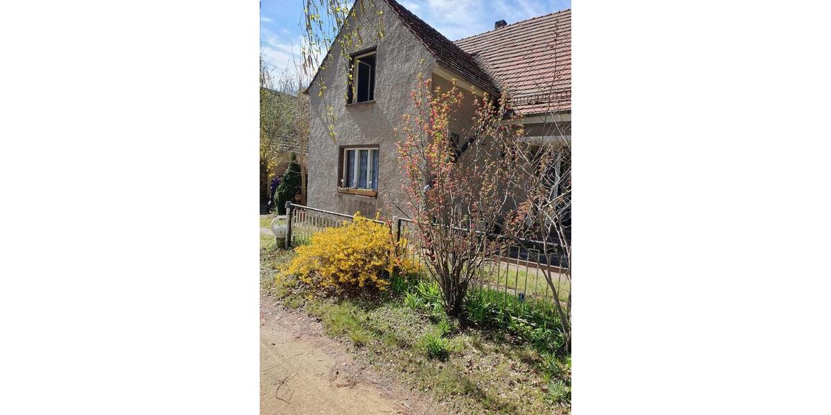 Einfamilienhaus Elsterwerda - 7 Zimmer, 150 m&sup2;, 135.000&euro; | Angebot:26414014