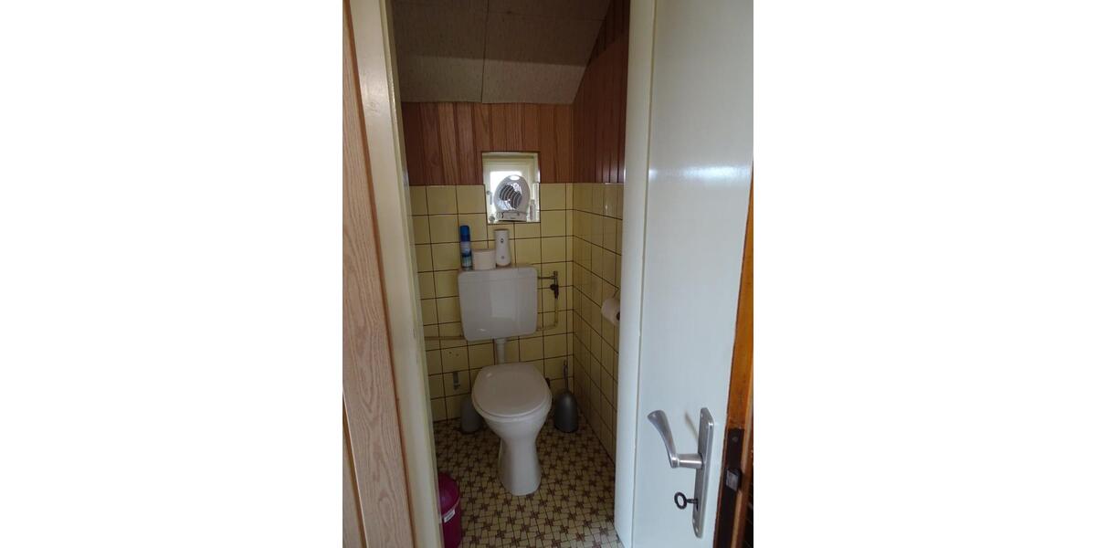 HAUS + extra Wohnung Friedrichskoog Nordsee + großem Grundstück 9 zimmer