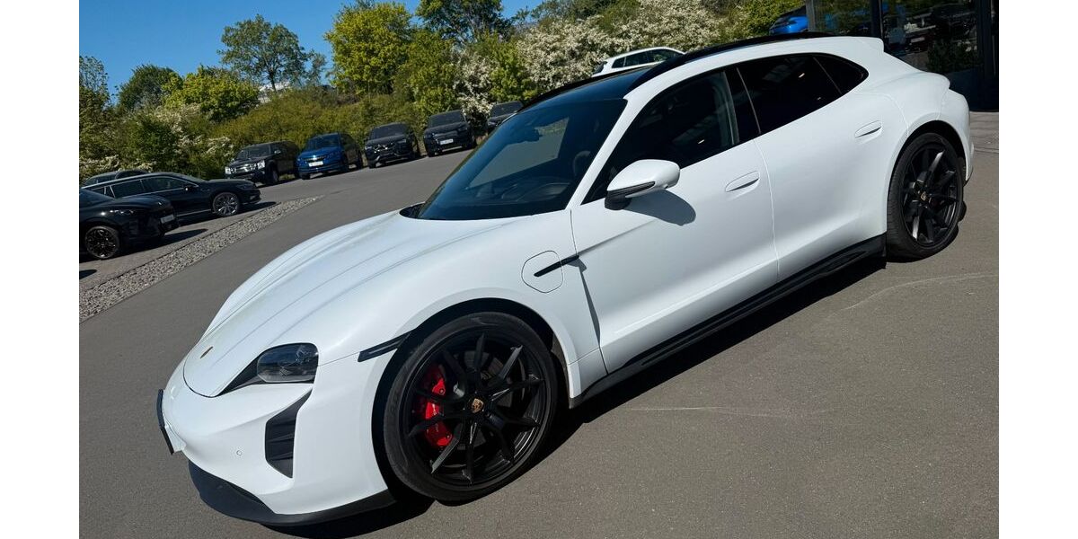 Porsche Taycan 82.752 km 69.980 &euro; Bitburg 54634