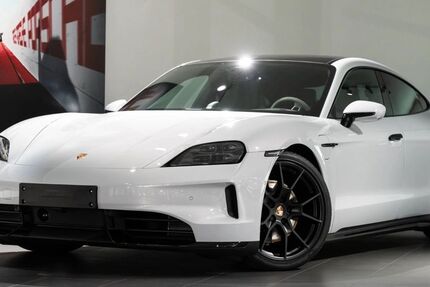 Porsche Taycan 22.000 km 101.880 &euro; Pforzheim 75177