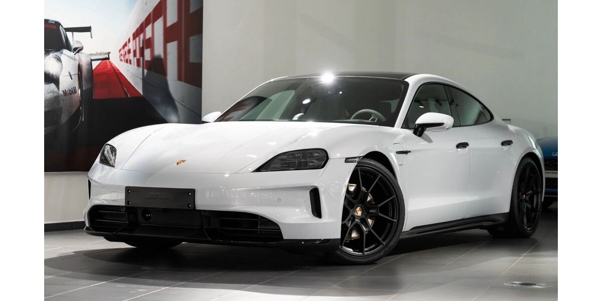 Porsche Taycan 22.000 km 101.880 &euro; Pforzheim 75177