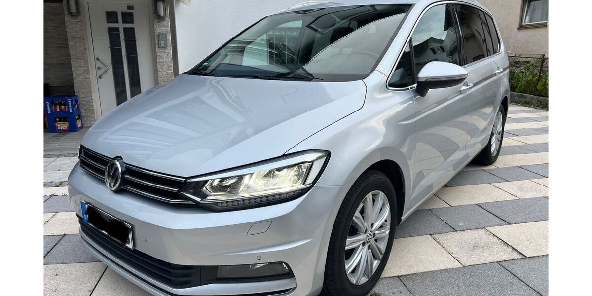 VW Touran 265.000 km 11.400 &euro; Krailling 82152