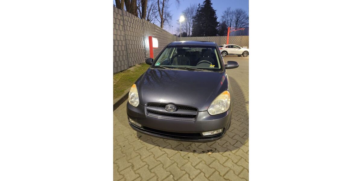 Hyundai Accent 135.000 km 750 &euro; Hamburg 22147