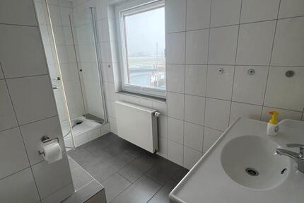 Haus Syke - 10 Zimmer, 270 m&sup2;, 2.500&euro; | Angebot:24933759