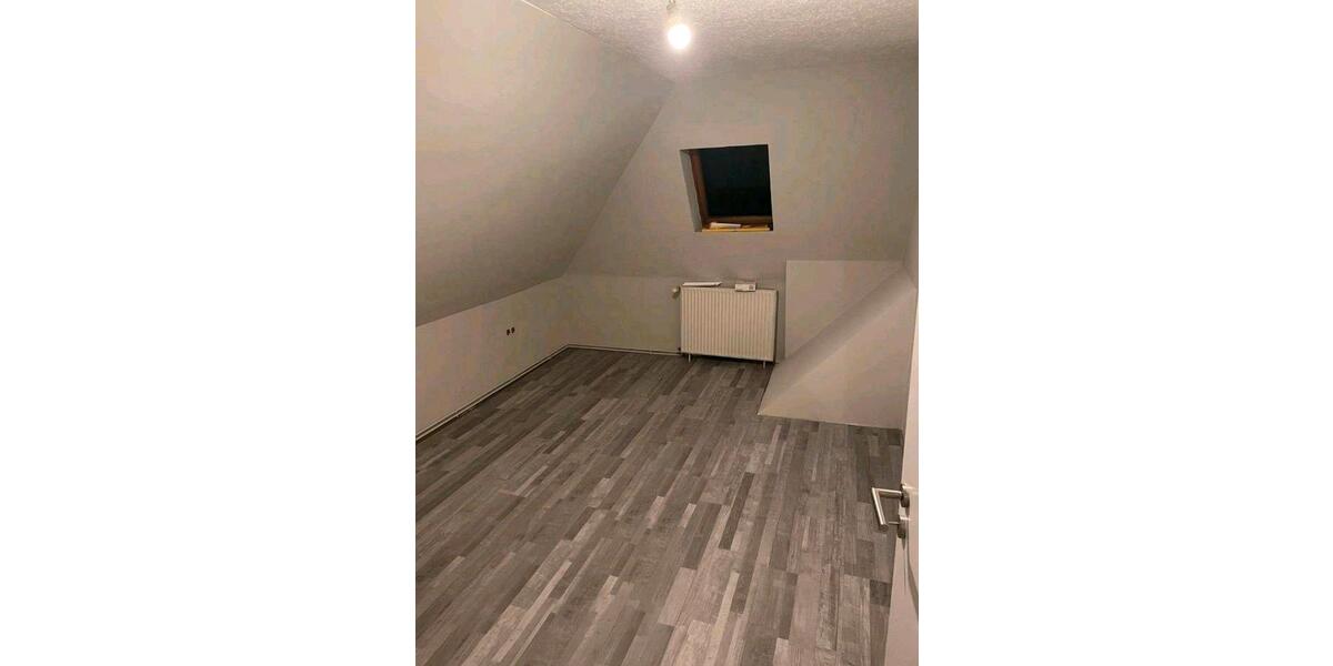 Einfamilienhaus Neukirchen - 7 Zimmer, 168 m&sup2;, 225.000&euro; | Angebot:26868871