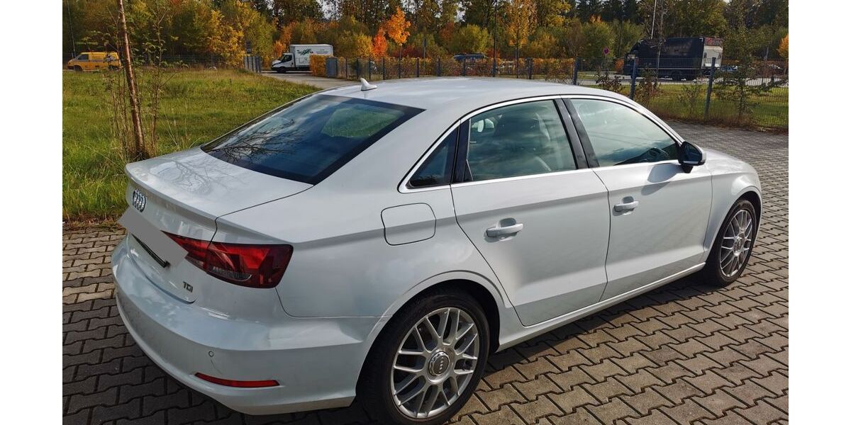 Audi A3 231.700 km 9.500 &euro; Höhenkirchen-Siegertsbrunn 85635