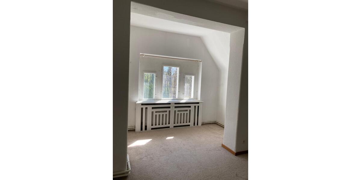 Etagenwohnung Haselbachtal - 2 Zimmer, 70 m&sup2;, 490&euro; | Angebot:26089876