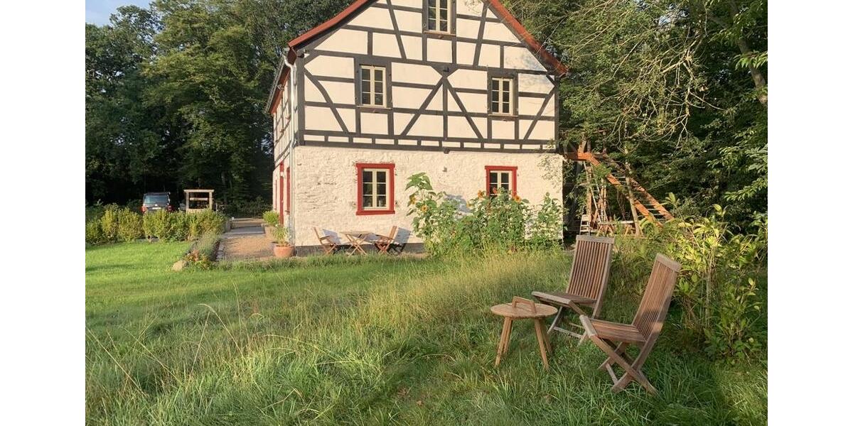 Einfamilienhaus Bad Münstereifel - 5 Zimmer, 147 m&sup2;, 1.850&euro; | Angebot:24654271