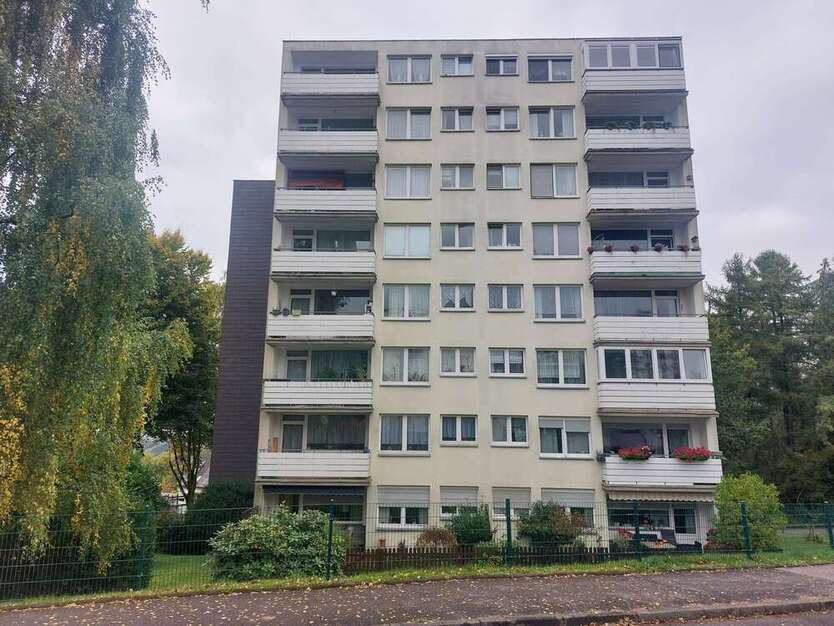 Wohnung zum Kaufen in Bergneustadt 69.000 € 59 m² 3 zimmer