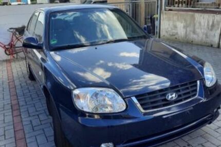 Hyundai Accent 122.223 km 1.750 &euro; Recklinghausen 45663