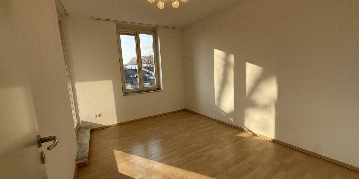 Etagenwohnung Gauting Buchendorf - 3 Zimmer, 104 m&sup2;, 610.000&euro; | Angebot:26027052