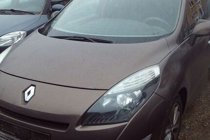 Renault Scenic 141.000 km 3.500 &euro; Limbach-Oberfrohna 09212
