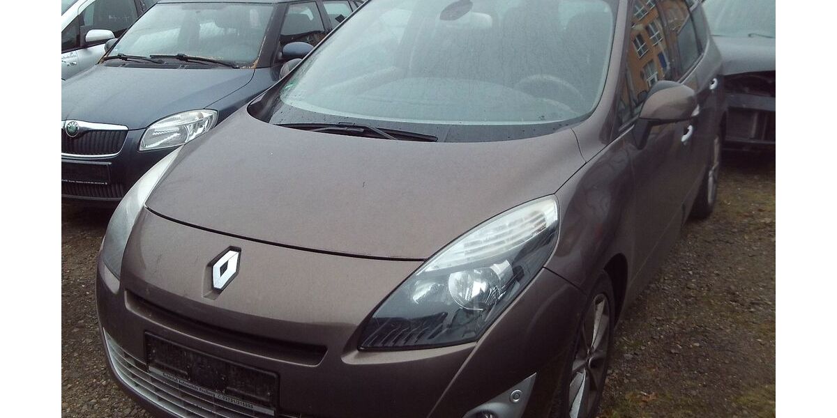Renault Scenic 141.000 km 3.500 &euro; Limbach-Oberfrohna 09212