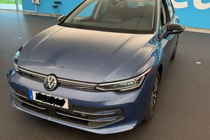 VW Golf 4.300 km 24.899 &euro; Brome 38465