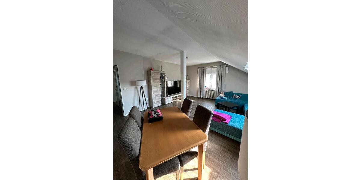Dachgeschoßwohnung Georgsmarienhütte - 3 Zimmer, 85 m&sup2;, 820&euro; | Angebot:26227799