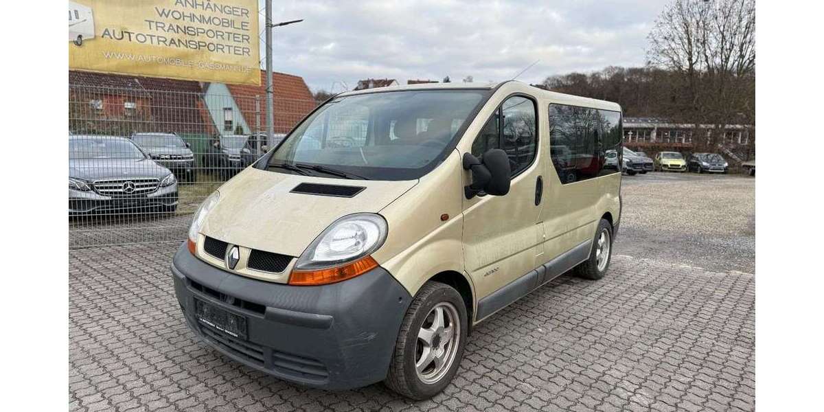 Renault Trafic 241.261 km 4.490 &euro; Würzburg 97076