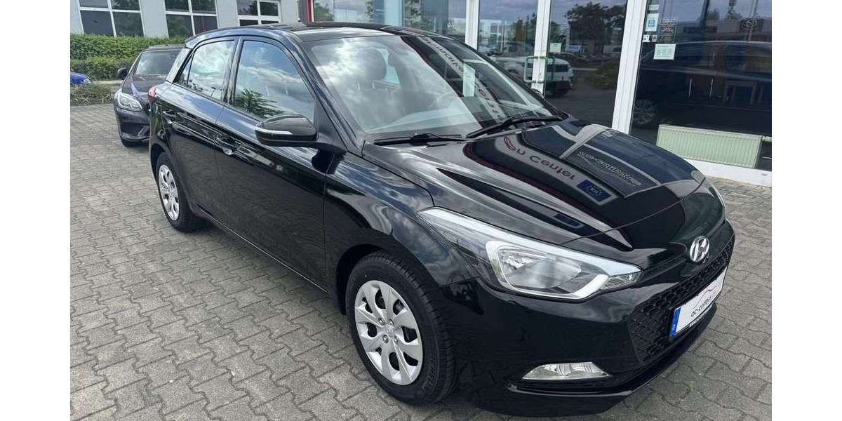 Hyundai i20 81.071 km 7.980 &euro; Cottbus 03051