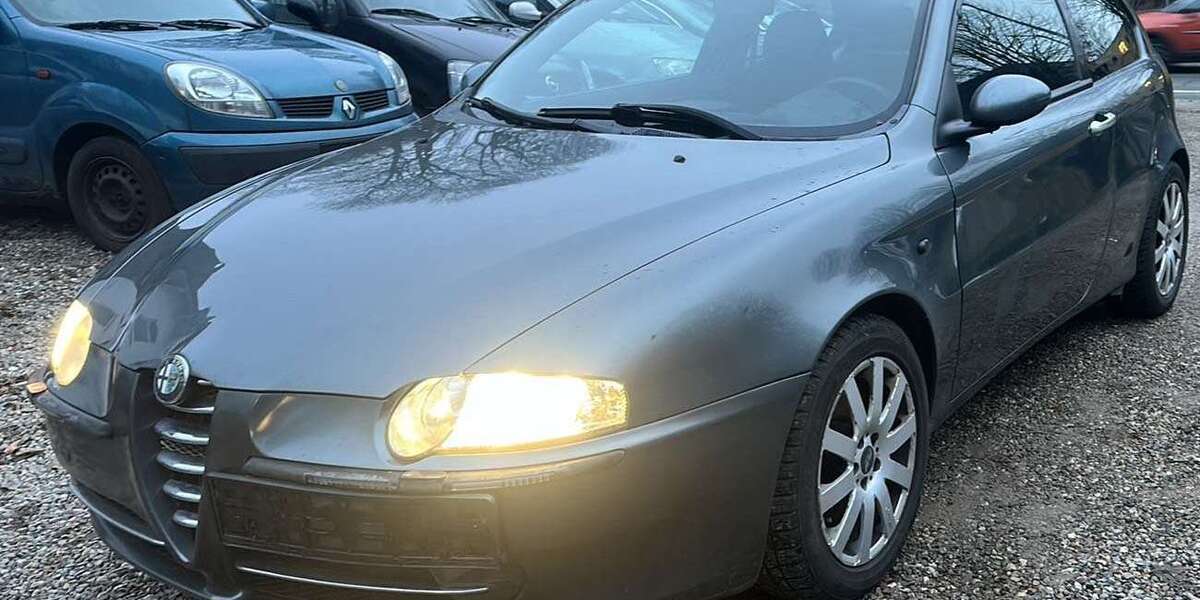 Alfa Romeo 147 116.000 km 2.450 &euro; Schleswig 24837