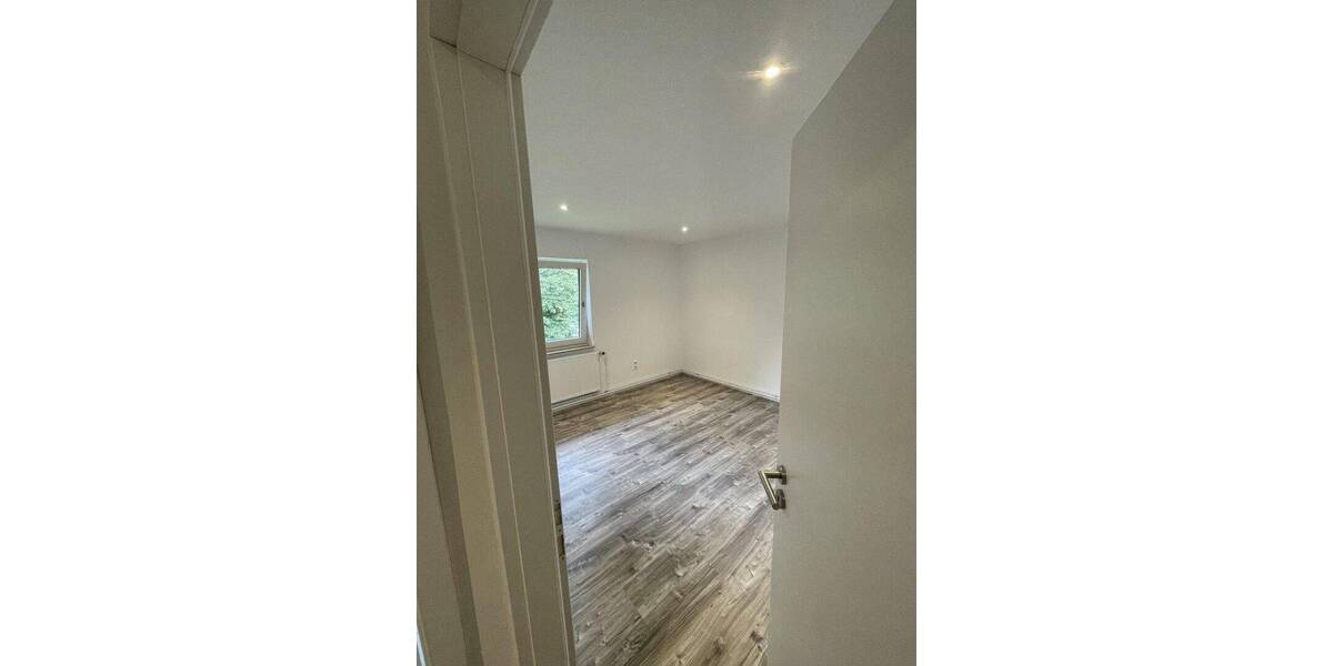 Etagenwohnung Braunschweig Kralenriede - 2 Zimmer, 50 m&sup2;, 558&euro; | Angebot:26876804