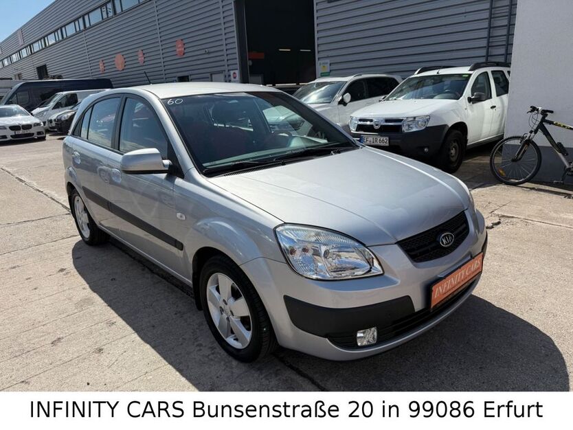 Kia Rio 100.387 km 3.490 € Erfurt 99086