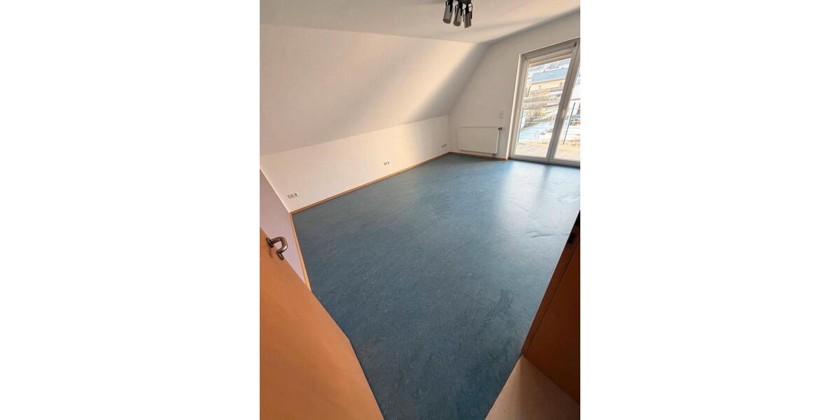 Einfamilienhaus Siegbach - 5 Zimmer, 124 m&sup2;, 1.165&euro; | Angebot:25170402