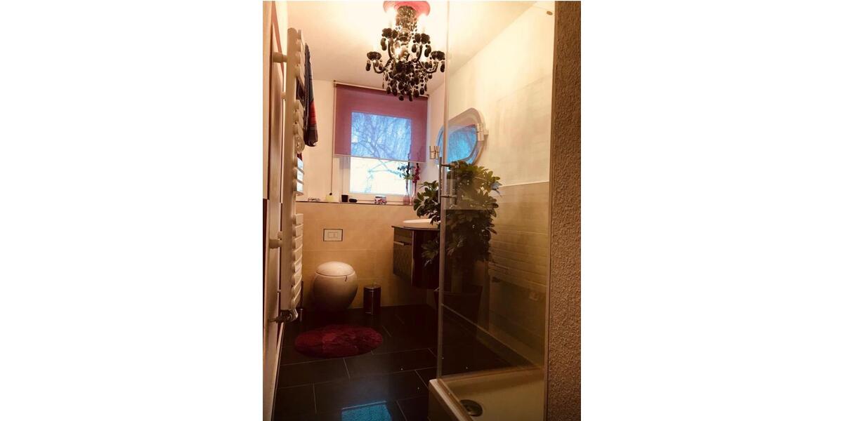 Etagenwohnung Hohenmölsen - 7 Zimmer, 150 m&sup2;, 149.990&euro; | Angebot:26181973