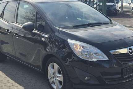 Opel Meriva 96.000 km 4.990 € Chemnitz 09120