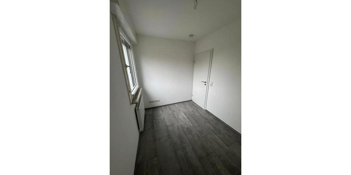 Etagenwohnung Simmerath - 2 Zimmer, 93 m&sup2;, 800&euro; | Angebot:24780154