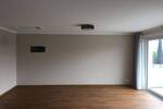 geräumige 3,5-Zimmer-Wohnung mit großem Balkon mit Blick ins Neckartal
