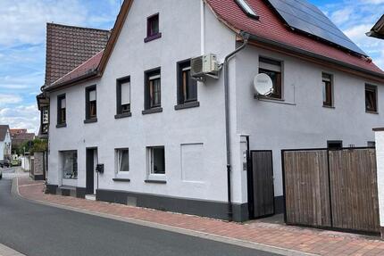 Haus Pfungstadt - 6 Zimmer, 180 m&sup2;, 420.000&euro; | Angebot:26039505