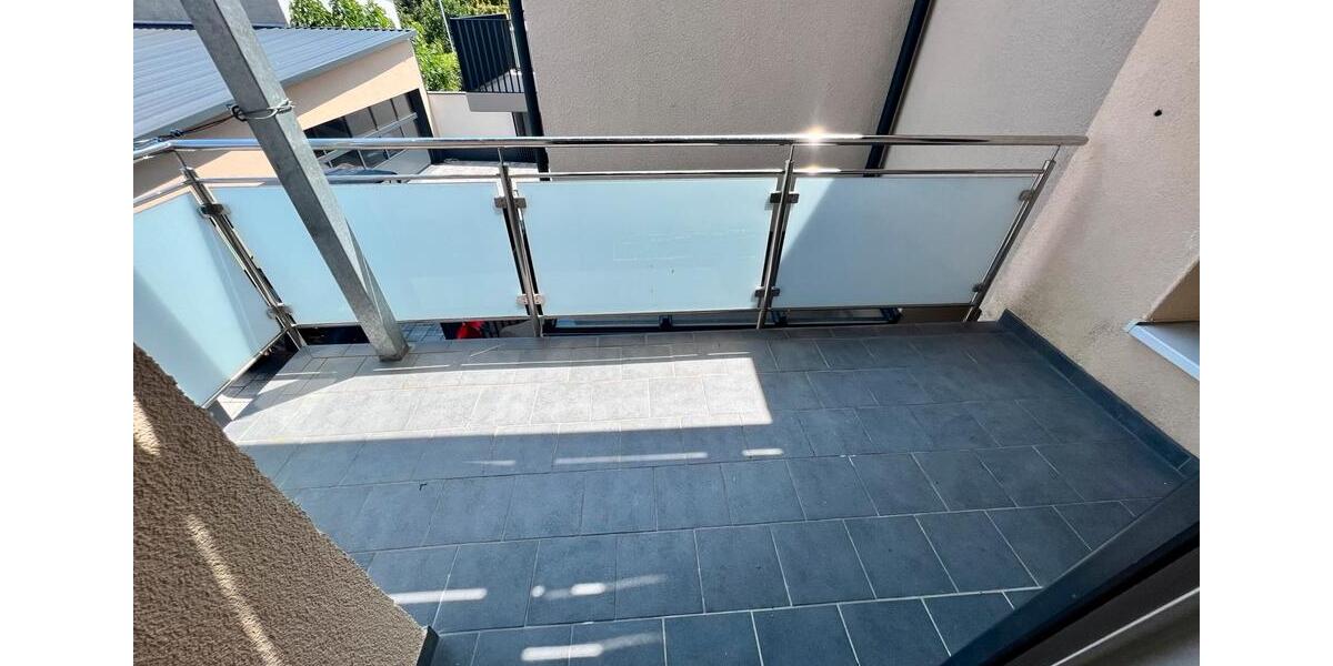 Etagenwohnung Lampertheim - 3 Zimmer, 75 m&sup2;, 1.200&euro; | Angebot:25992401