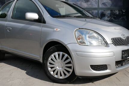 Toyota Yaris 153.512 km 1.999 &euro; Isernhagen OT Altwarmbüchen bei Hannover A2/A7 30916