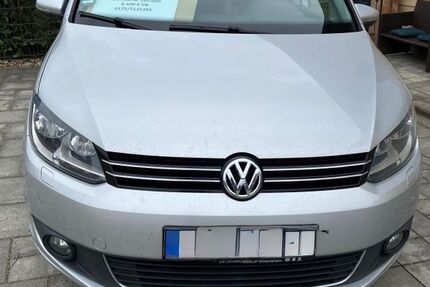 VW Touran 163.000 km 8.500 &euro; Emertsham 83342