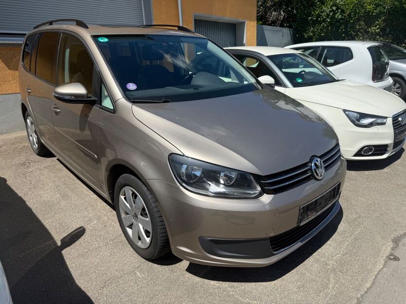 VW Touran 182.700 km 5.980 € Bermatingen 88697