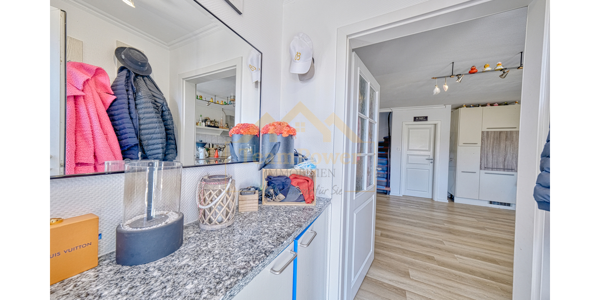 Kleine Familie, großes Glück – raus aus der Miete, rein ins Eigenheim! - Reihenmittelhaus Dörphof | Angebot:26351275