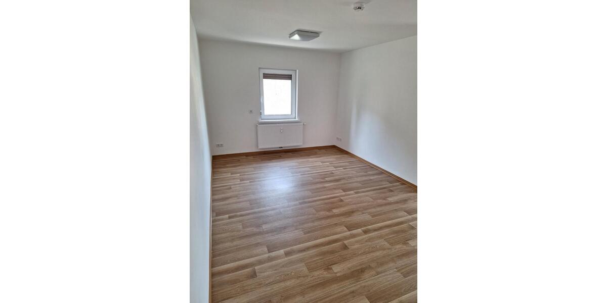 Etagenwohnung Bad Freienwalde (Oder) - 3 Zimmer, 85 m&sup2;, 850&euro; | Angebot:26266049