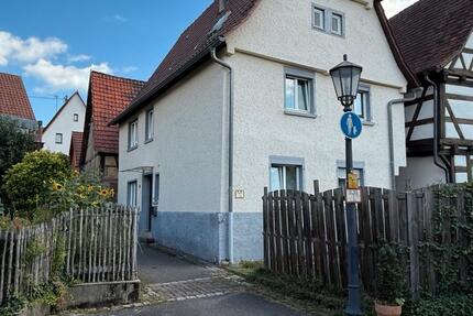 Fachwerkhaus mit Scheune & Garten in Oberderdingen