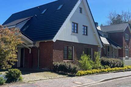 Haus Meldorf - 6 Zimmer, 234 m&sup2;, 2.000&euro; | Angebot:26396652
