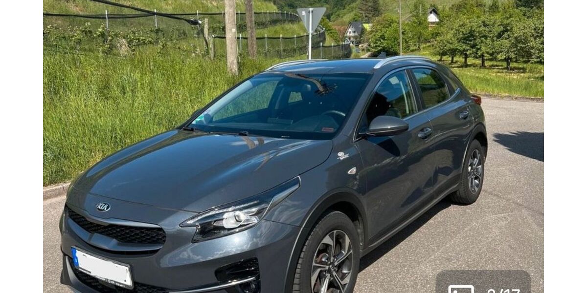 Kia XCeed 48.000 km 14.000 &euro; Offingen 89362