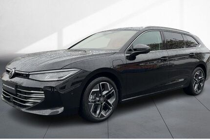 VW Passat Variant 13.389 km 59.890 &euro; Dresden 01067