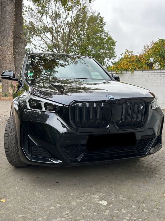 BMW iX1 26.800 km 39.800 € Neustadt 31535
