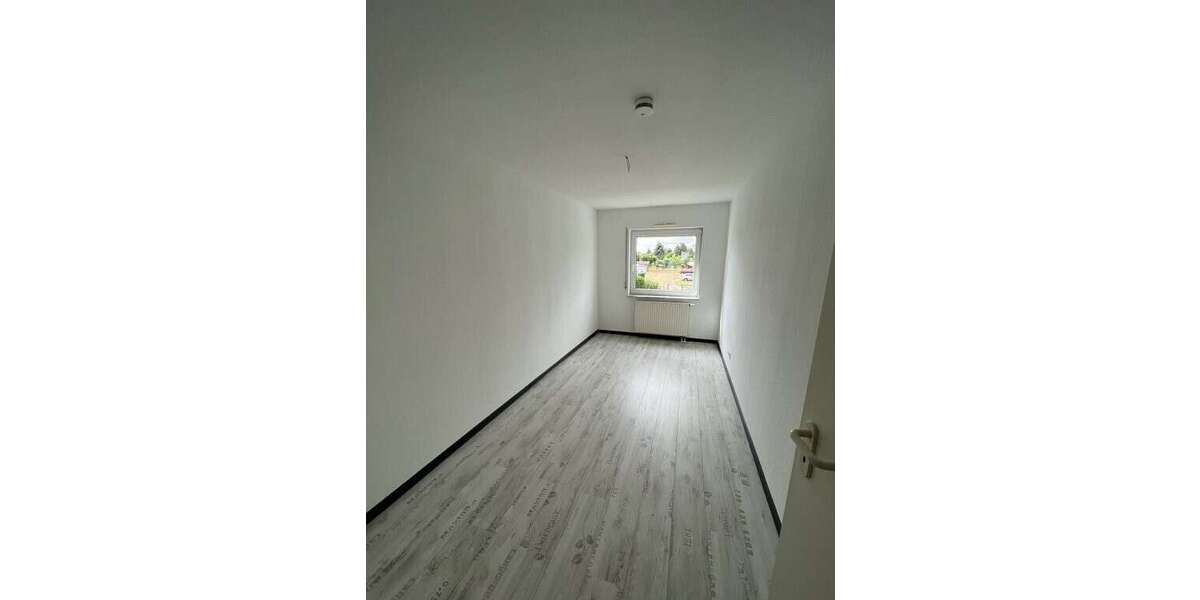 Solide Kapitalanlage mit Entwicklungspotenzial – Reihenmittelhaus in ruhiger Lage von Kabelsketal 5 zimmer